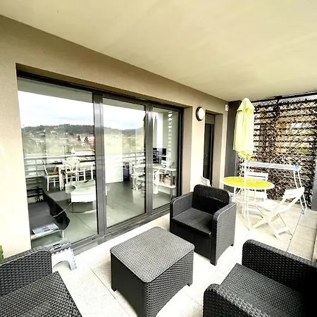 Spacieux T2 + Parking A 5 Min D'aix Appartamento